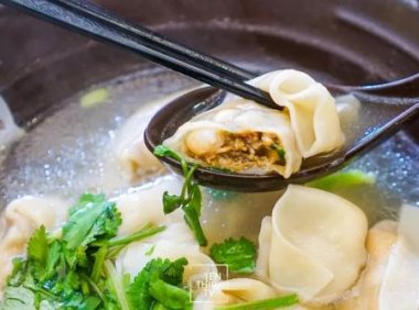一碗馄饨