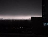 我的宿管阿姨在半夜梳头，第二天就走了