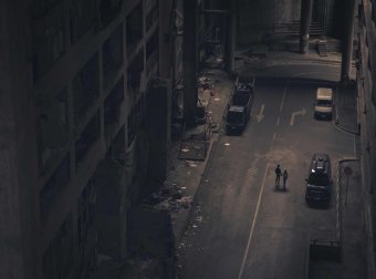 清晨6点，我看一个红脸的女人