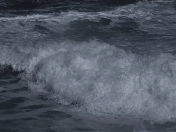 叔叔在山上遇到的怪人